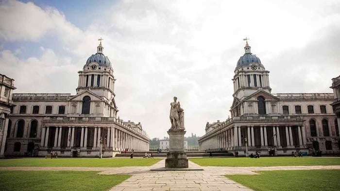 Đại học Greenwich và vấn đề về học phí