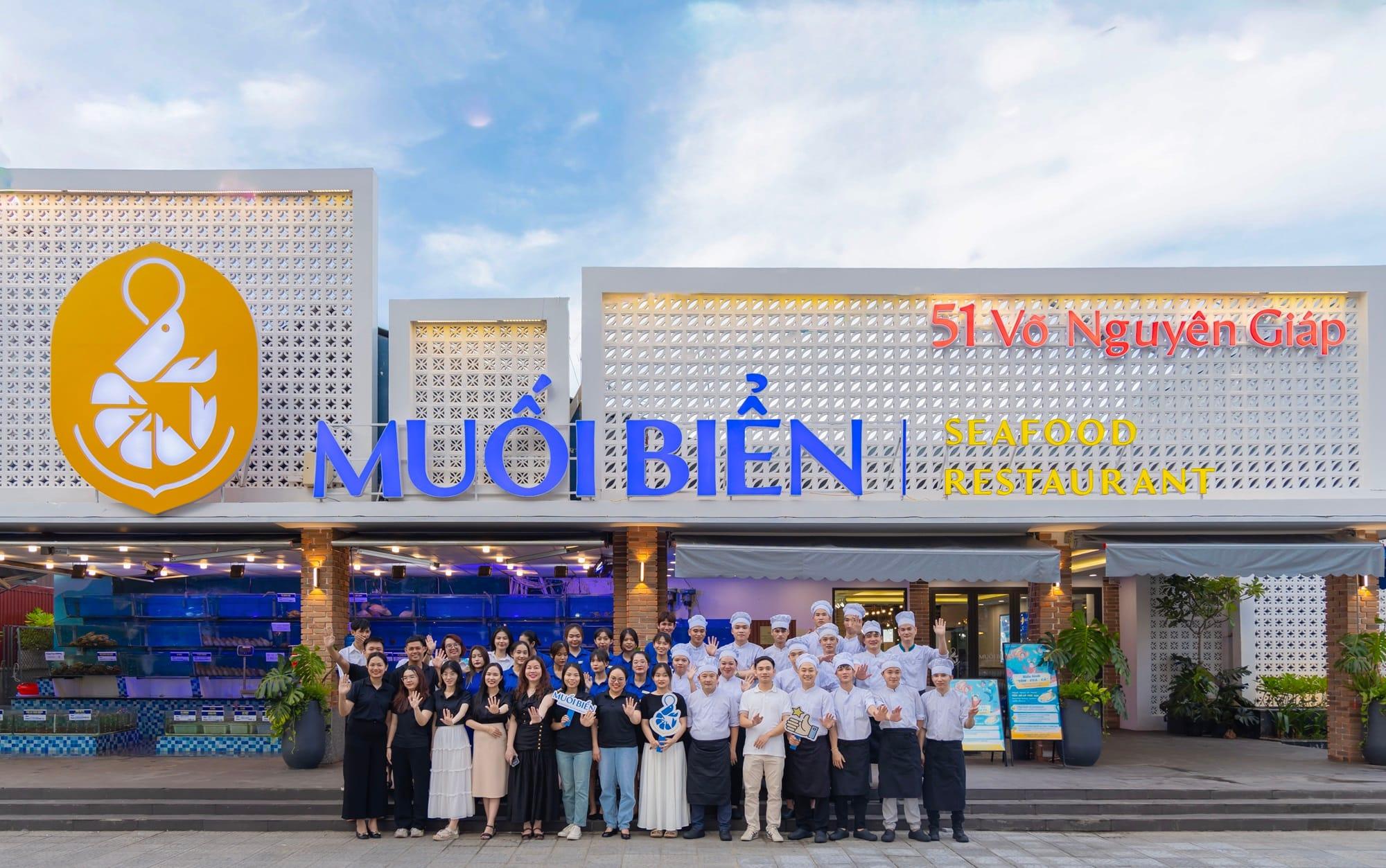 Muối Biển Seafood Restaurant - nhà hàng hải sản Đà Nẵng nổi tiếng hàng đầu với hải sản tươi ngon