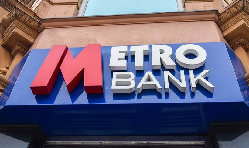 Ngân hàng Metro Bank tại Anh vừa bị phạt gần 17 triệu bảng (21,65 triệu USD) vì đã buông lỏng công tác giám sát hoạt động rửa tiền tiềm ẩn trong vòng 4 năm. Ảnh: businessplus.ie.