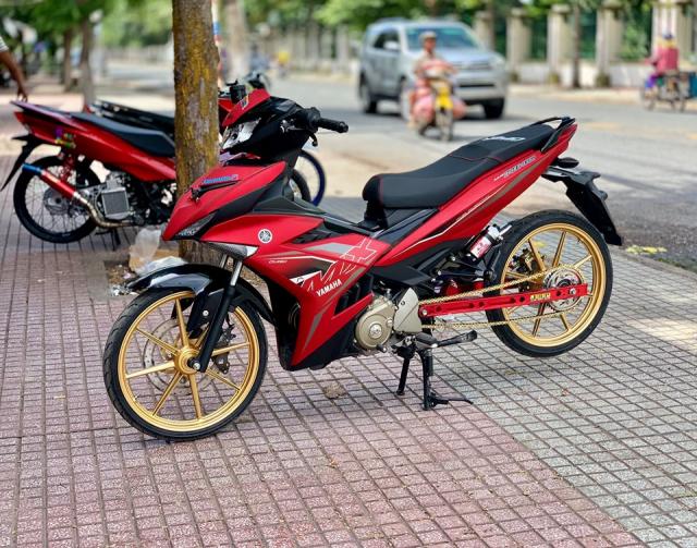 Exciter 150 độ dàn chân đẹp mang phong cách Drag ấn tượng