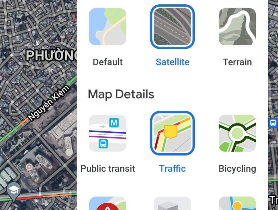 Tùy chọn xem hình trạng giao thông bằng Google Maps.