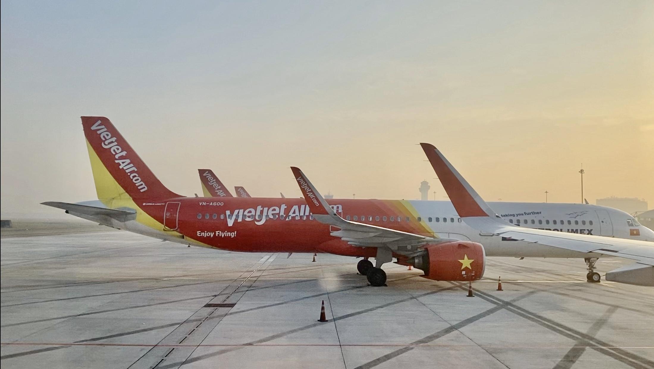 Review An Do LyThanhCo VietjetAir