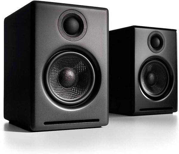 Nút Bluetooth trên điều khiển từ xa của loa soundbar