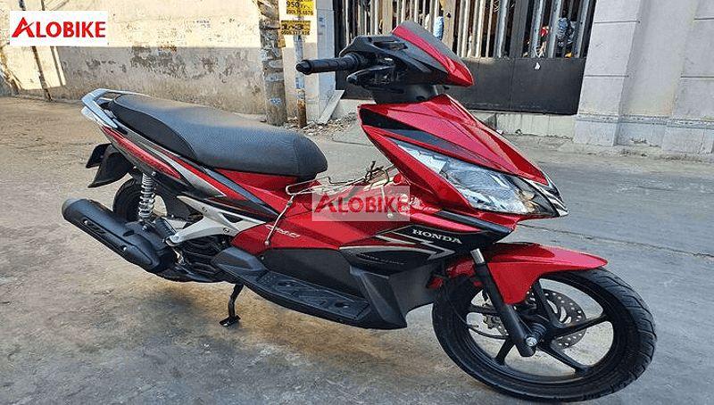 Xe Air Blade Thái màu đỏ đen