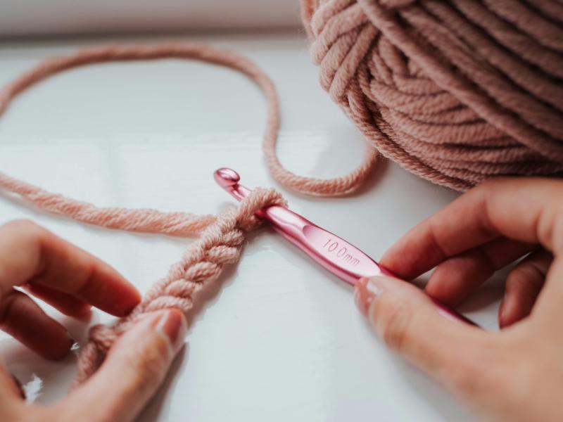 Khăn len handmade làm quà tặng sinh nhật