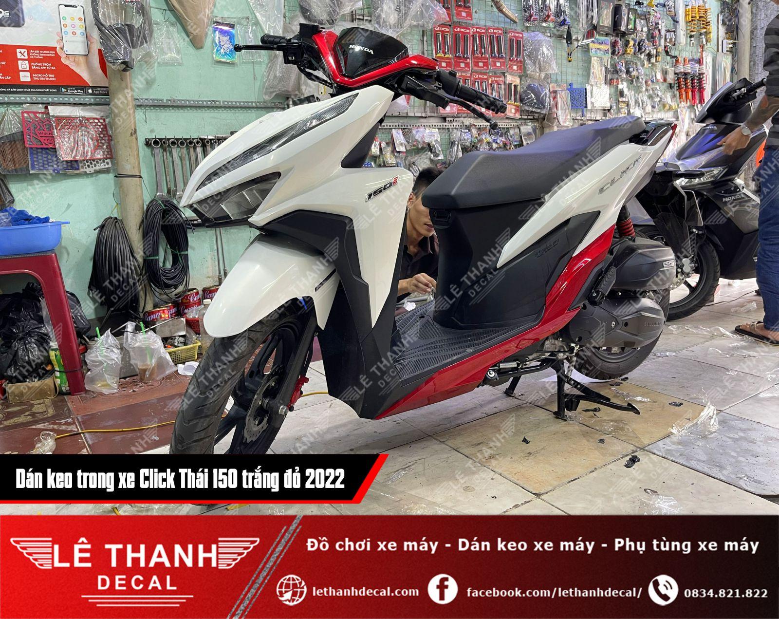 Dán keo trong Honda Click Thái 150i trắng đỏ 2022