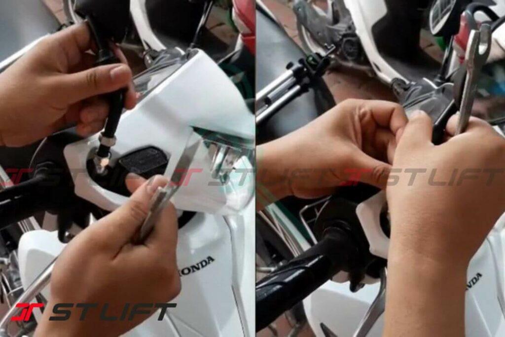 Hướng dẫn cách tháo mặt gương chiếu hậu xe máy tại nhà