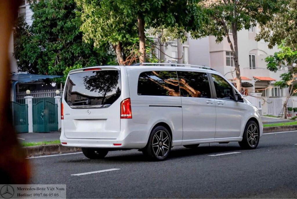 Mercedes V250 AMG Lăn Bánh Mercedes Phú Mỹ Hưng
