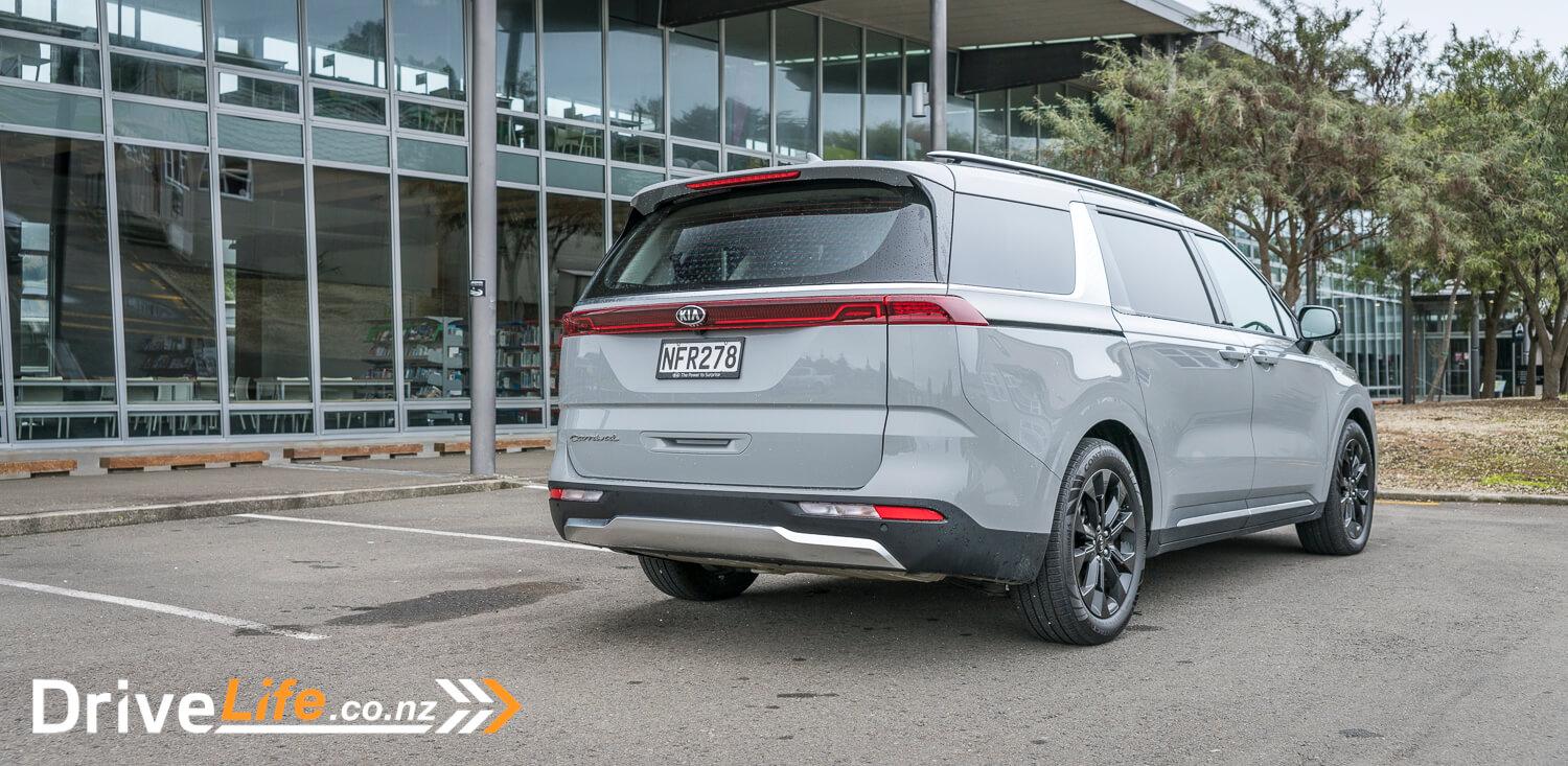 2021 KIA Carnival Premium | Car Review