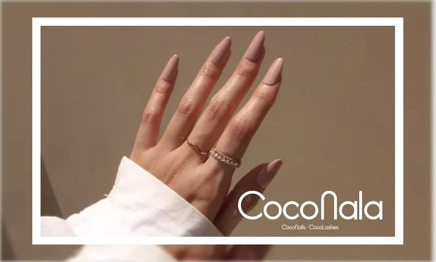 Mẫu sơn móng tay Tết dành cho người có làn da ngăm