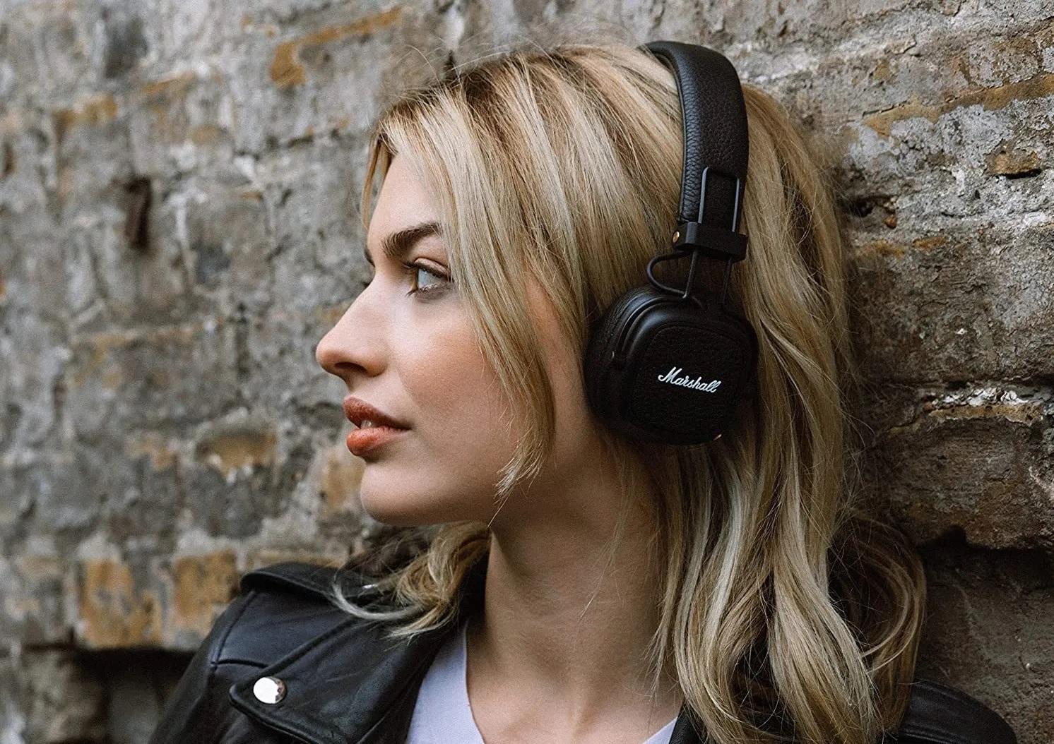 kết nối tai nghe Bluetooth với máy tính