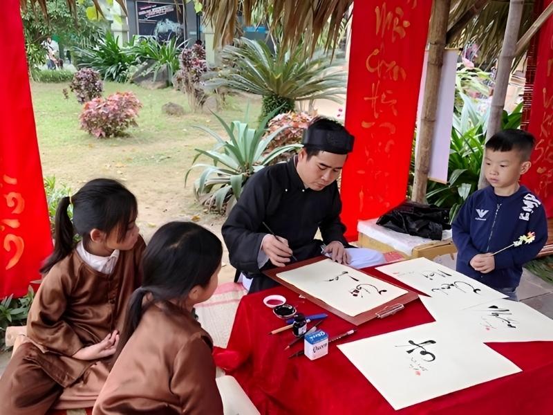 Câu đối ngày xuân