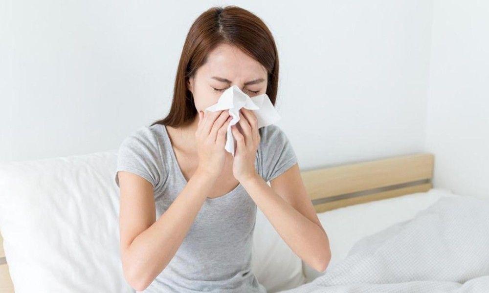 10 cách chữa hắt xì sổ mũi liên tục tại nhà cho trẻ và người lớn
